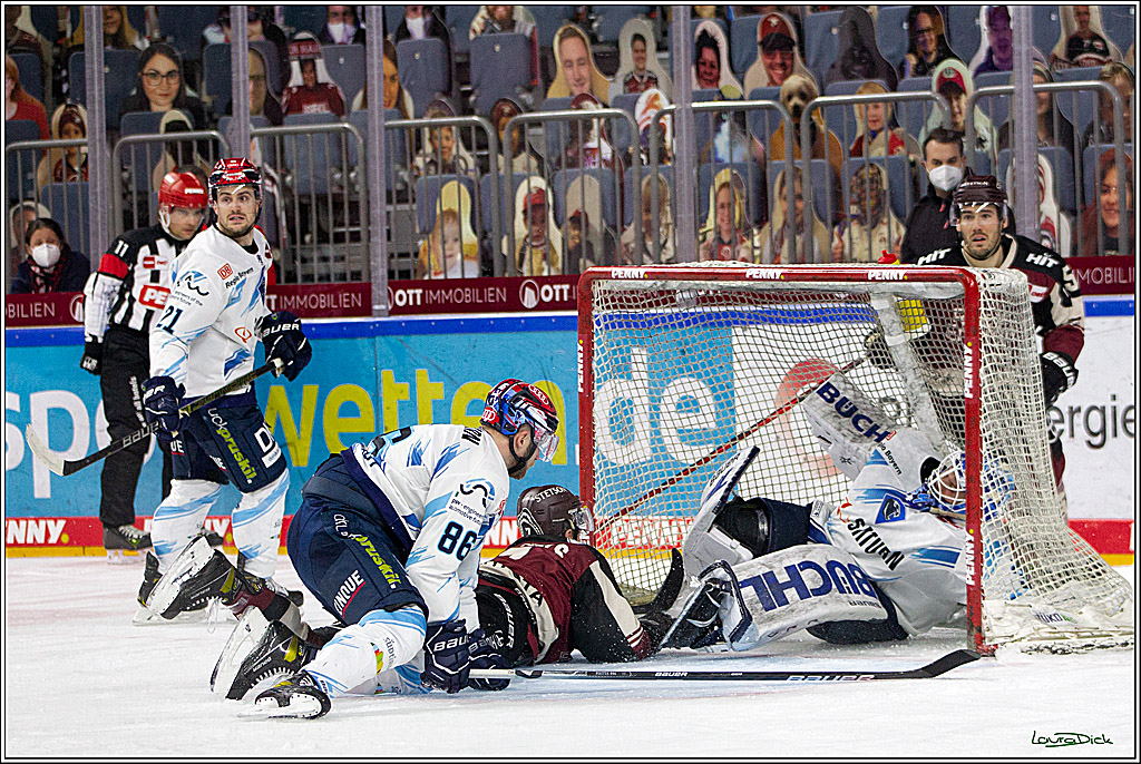 PENNY DEL;  Koelner Haie - ERC Ingolstadt; Koeln, 01.04.2021